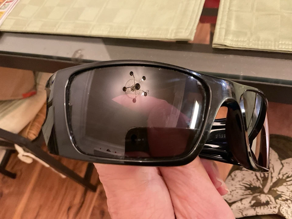 Gafas de sol Oakley Fuel Cell OO9096-01 pulidas y mate negras + grises lentes Foto 3 de 4