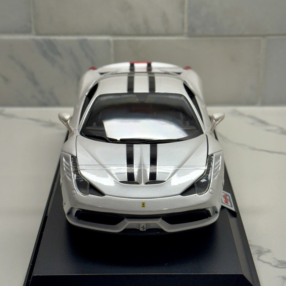 1/18 Ferrari 458 Speciale Pearl White Maisto | New | eBay