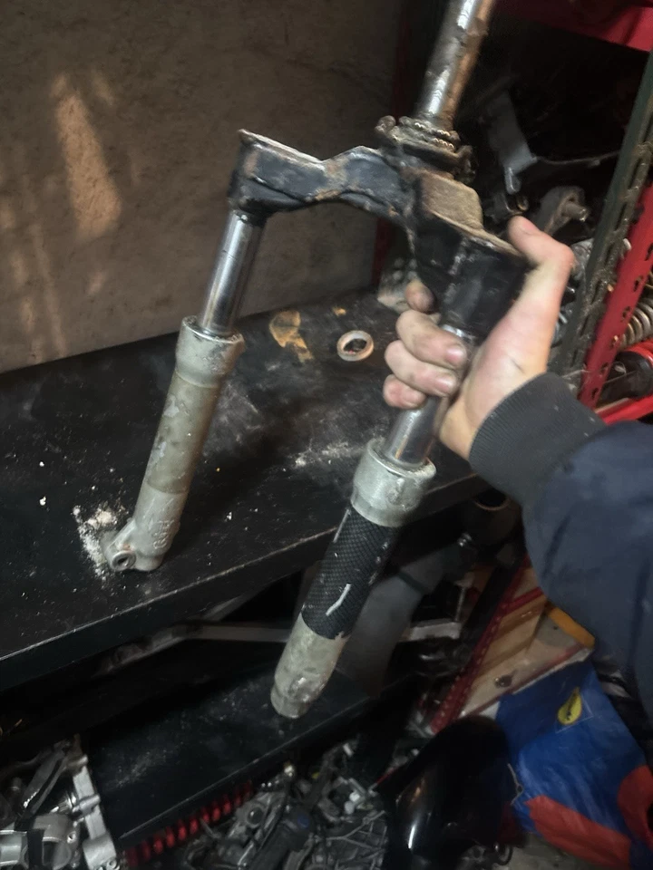 Forcelle Scooter Universale Aprilia Sr Rs Scarabeo Aerox Piantone Sterzo - Immagine 3 di 4