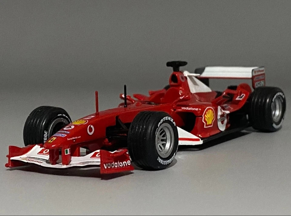 1/43 F1 Scuderia Ferrari Marlboro F2004 3.0L V10 Rubens Barrichello #2 - Image 2 of 4