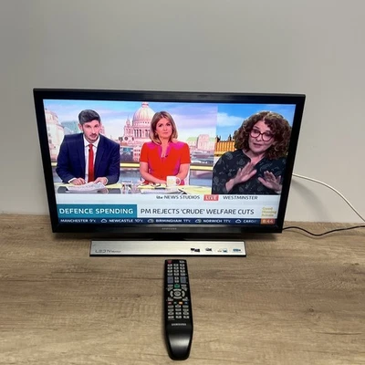 Combo de monitor de TV/PC Samsung 24" LED - T24E310EX Freeview TV USB LED negro TV  - Imagen 1 de 4