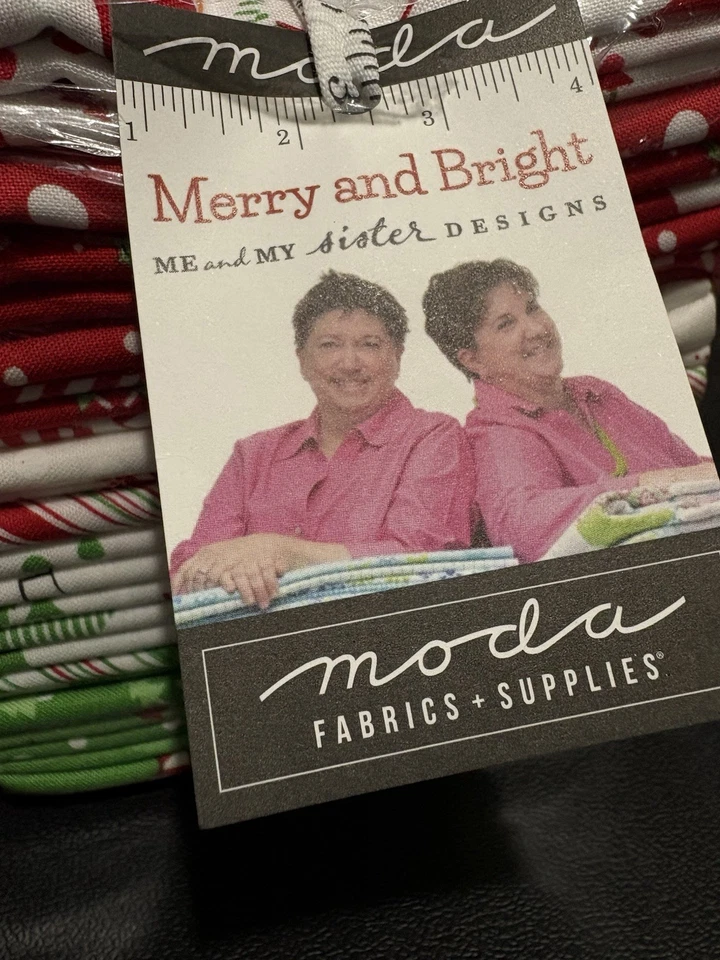 Moda Merry & Bright By Me & My Sister - 26 piezas 18” x 22” FatQtr Bdle #22400AB Foto 2 de 4