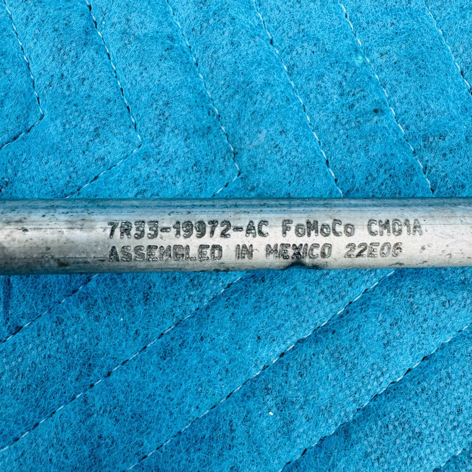 2005–2009 Ford Mustang GT 4.6L V8 Air Conditioning A/C Line OEM 7R3319972AC - Image 2 of 4