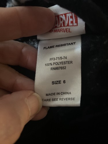 Marvel Avengers Robe Kids Boys Size 6 Black B81 - Picture 7 of 7