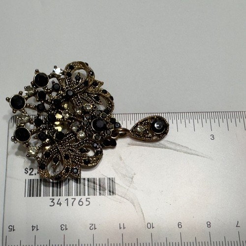 Vintage Aged Brass Gold Tone Black Stone Pearl Dangle Brooch Pin Mourning - Picture 10 of 10