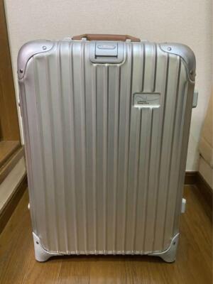 ！RIMOWA ！リモワ　ルフトハンザ　ボーイング747-8 32L トパーズ 楽天市場】ルフトハンザ リモワ ボーイング 747-8 キャビン
