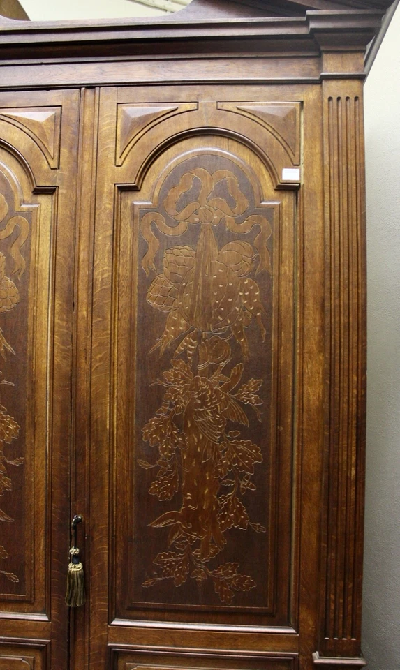 Antique Black Forest, Carved Oak Bookcase with Hunt Scenes c1890 - Makers Tag - Image 4 of 4