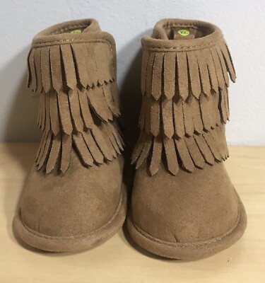 baby girl fringe boots