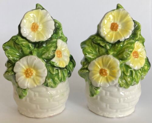 Vintage Lefton Daisy Basket Weave Salt and Pepper Shakers