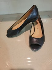 Talbots Leather Open Toe Shoe Size 5M Black P...