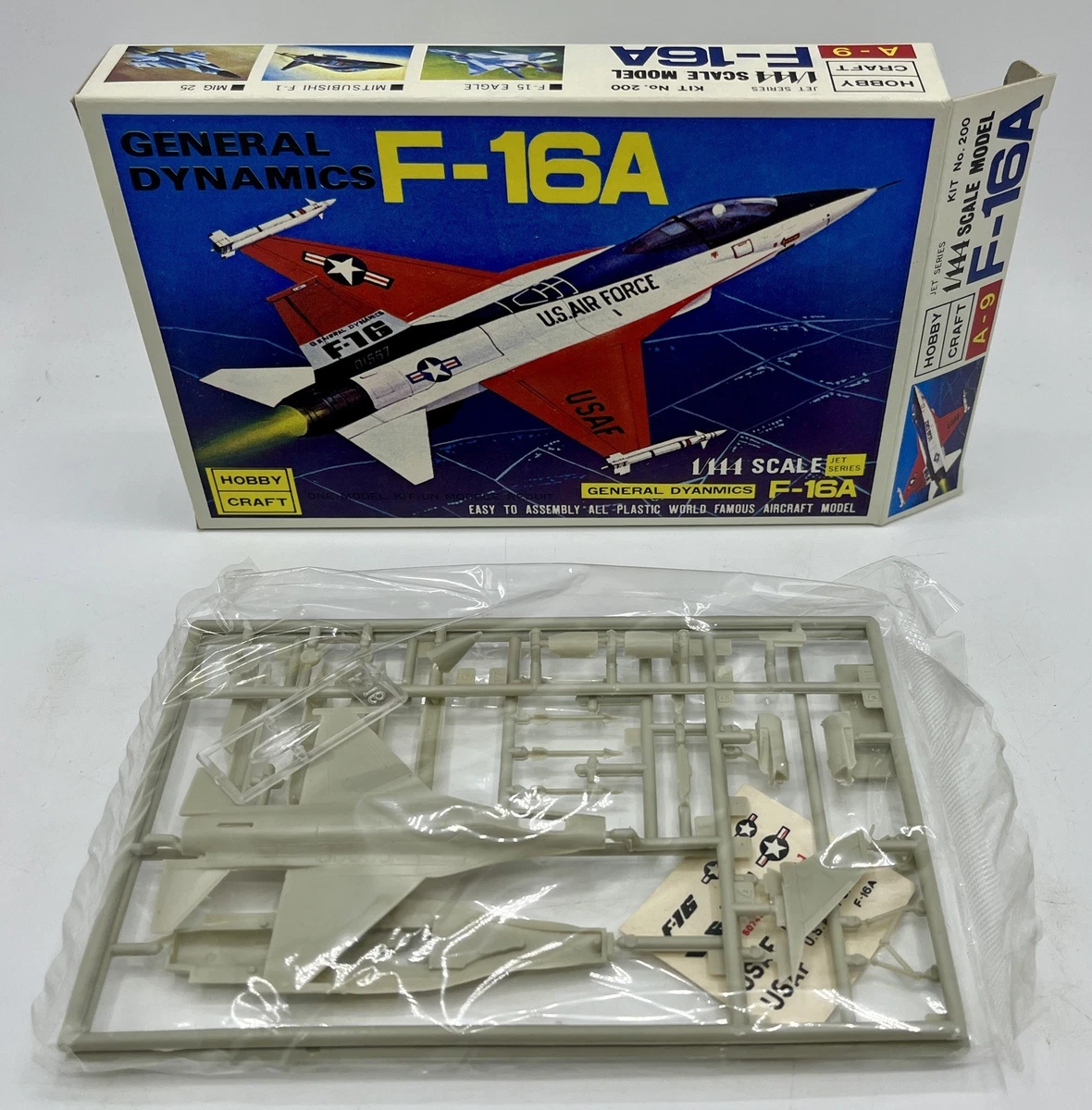Maquette Avion DRAGON 1/144 F-14A – NAS Miramar, Fightertown USA (neuf/blister)