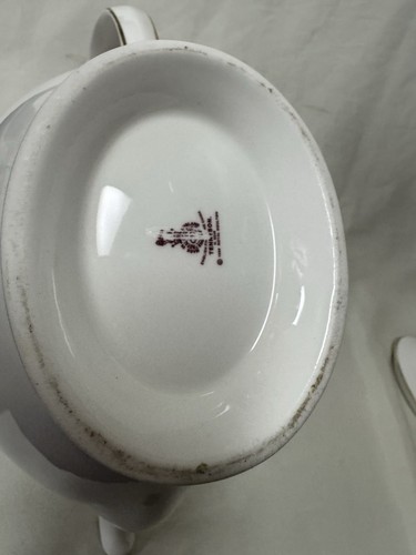Royal Doulton 'Tennyson' 5-Cup TEA POT - 2nd Quality - Picture 8 of 9
