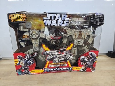 Star Wars Transformers Millennium Falcon Han Solo & Chewbacca Hasbro 
