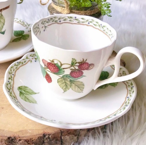 NORITAKE PRIMACHINA ROYAL ORCHARD FOGLIE DI FRUTTA 9416 PIATTINI SET DI 2 - Foto 3 di 7