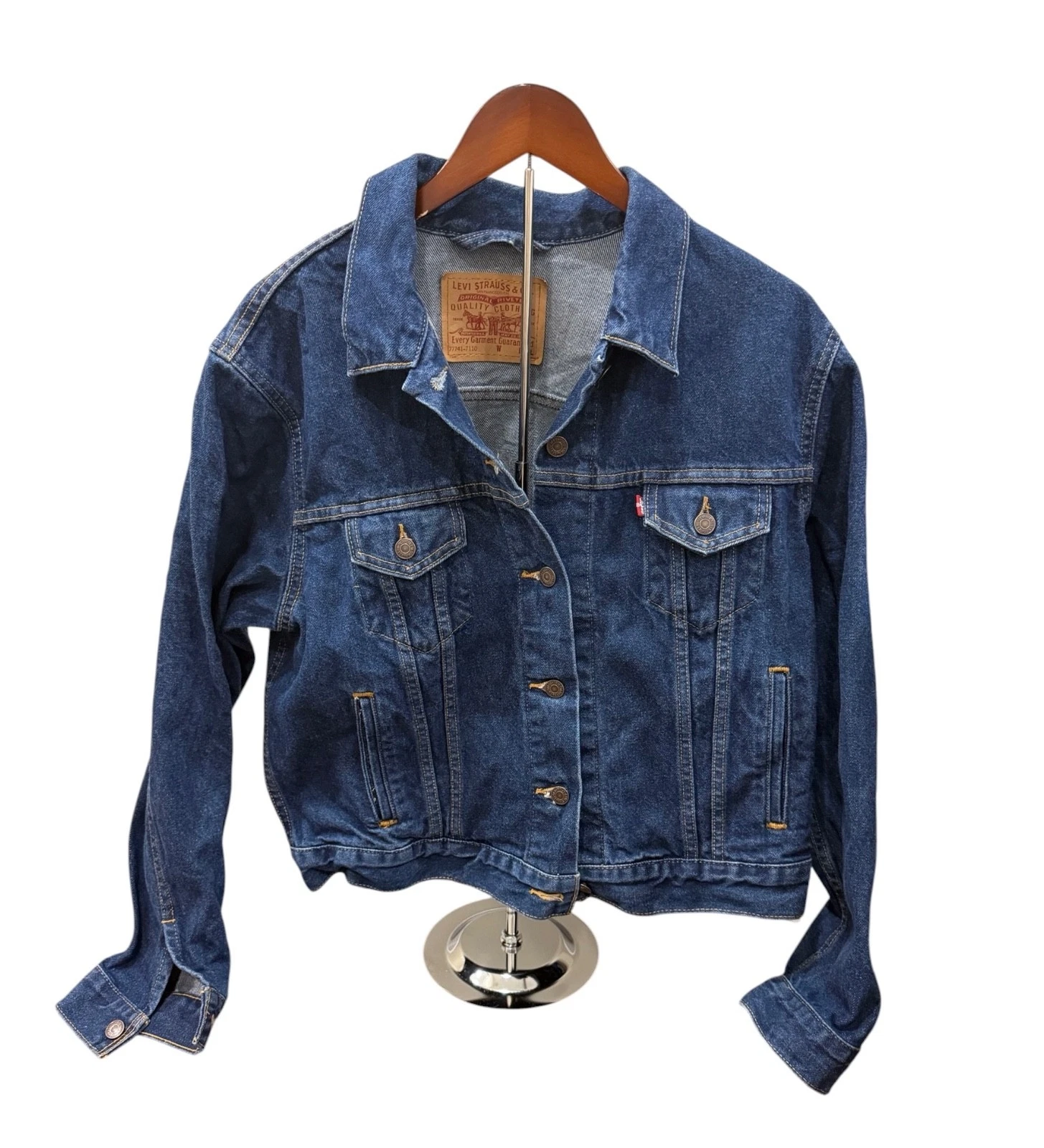 Levi Strauss & Co. Women’s Blue Denim Trucker Jacket - Size Large (77741-7110)