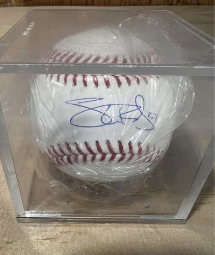Von Shane Bieber signierter Baseball JSA COA
