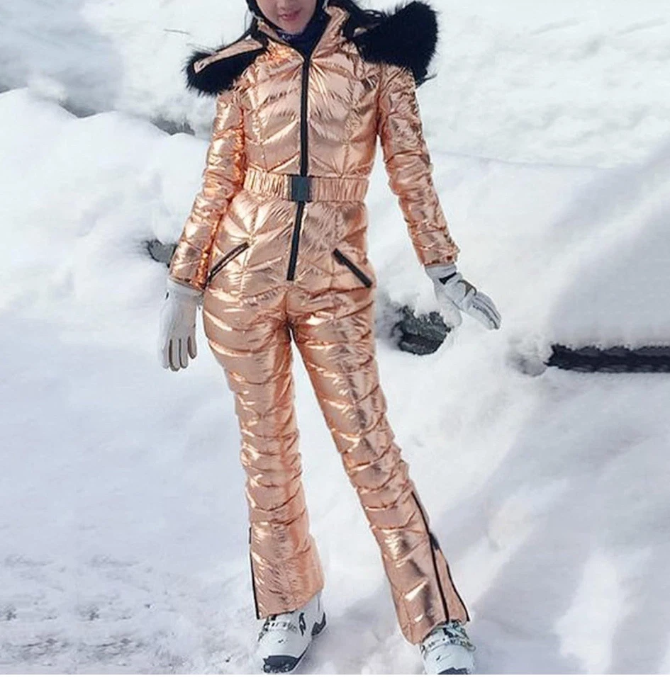 Traje de nieve impermeable rosa para mujer con capucha de piel talla grande Foto 4 de 4