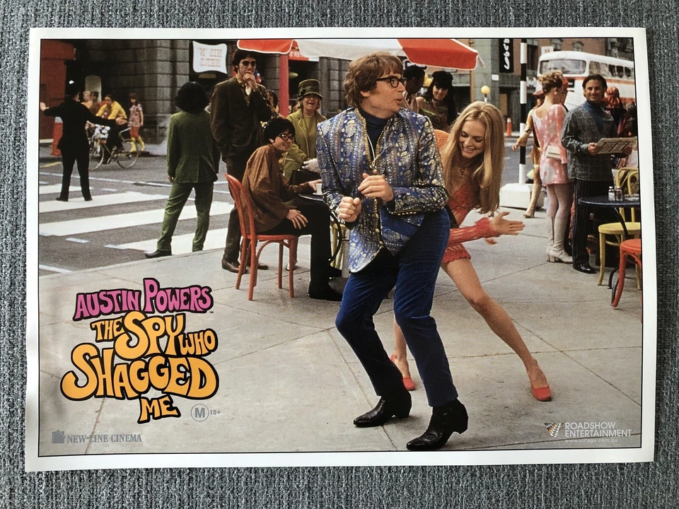 Austin Powers / The Spy Who Shagged Me NEW RARE Lobby Cards VHS Mike Myers 1999 - image 4 of 4
