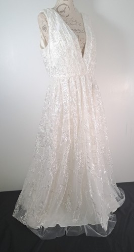 CHI CHI Bridal White V-Neck Floral Lace Wedding Dress Sleeveless BNWT UK 16 - Picture 12 of 24