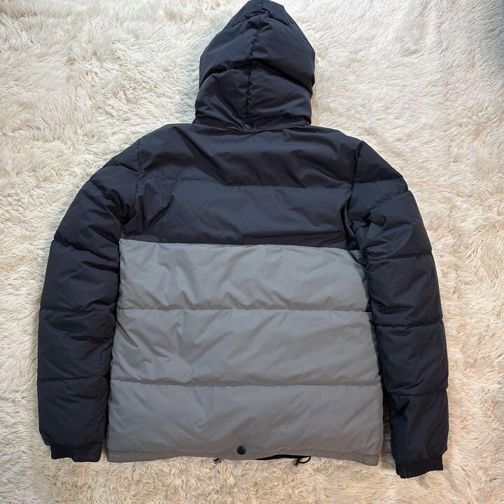 【美品・希少】COMME des GARCONS　MONCLER 黒 ニット 古着】コム・デ・ギャルソン✖️モンクレール セーター 黒