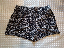Amazon Essentials Size Junior Small Blk White Dots Girls Shorts AE79