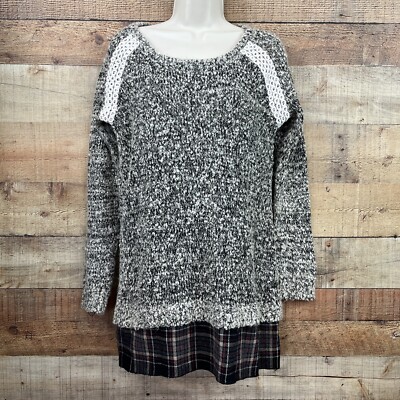 Hem & Thread Sweater Top Womans Sz S/M Black Long Sleeve Crew Neck