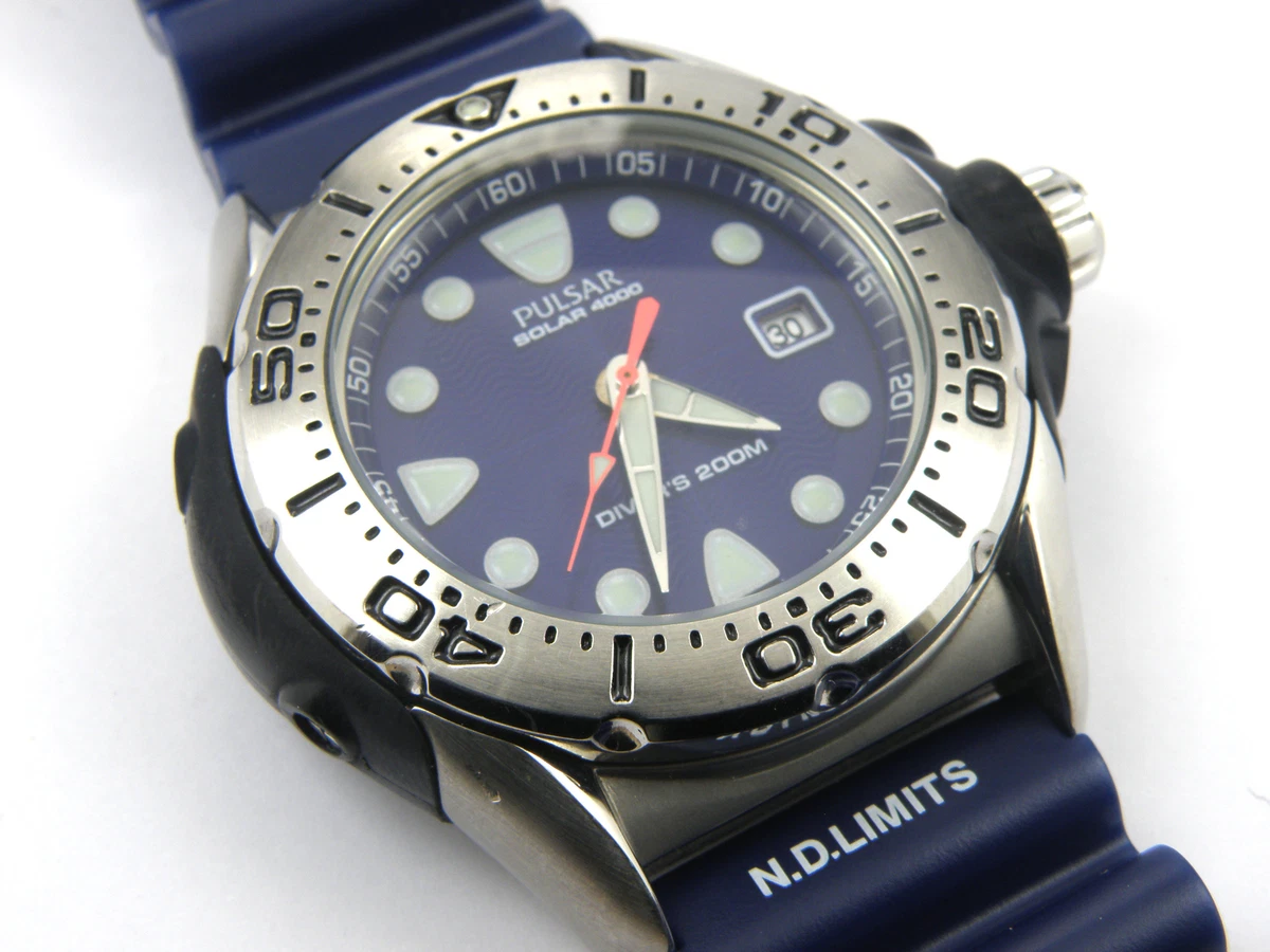 Men's Pulsar by Seiko Solar V145-X009 Professional Divers Watch - 200m