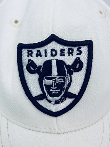 Gorra ajustada de los NFL Raiders TALLA 7 brillante UNLTD Reebok RBK colección logotipo blanco - Imagen 2 de 12