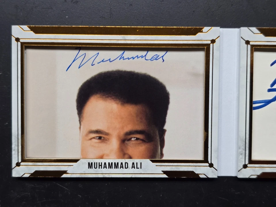 🔥 2024 LEAF THE GREATEST COMBO MUHAMMAD ALI / FLOYD PATTERSON DUAL AUTO BOOK /3 - Image 3 of 4