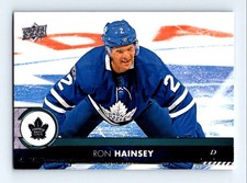 #421 2017-18 Upper Deck * Ron Hainsey Toronto Maple Leafs