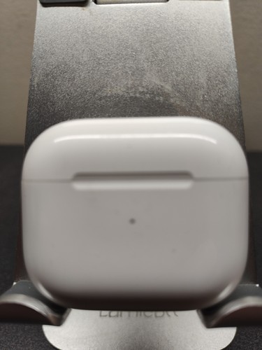 Genuine Apple AirPods 3rd Gen Wireless Charging Case A2566 - W PROTECTIVE CASE - Zdjęcie 4 z 7