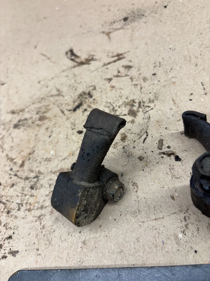 93 94 96 97 1987 Ford F150 F250 F350 Bronco 302 351 W evap bloque de emisiones apagado PLU Foto 3 de 4