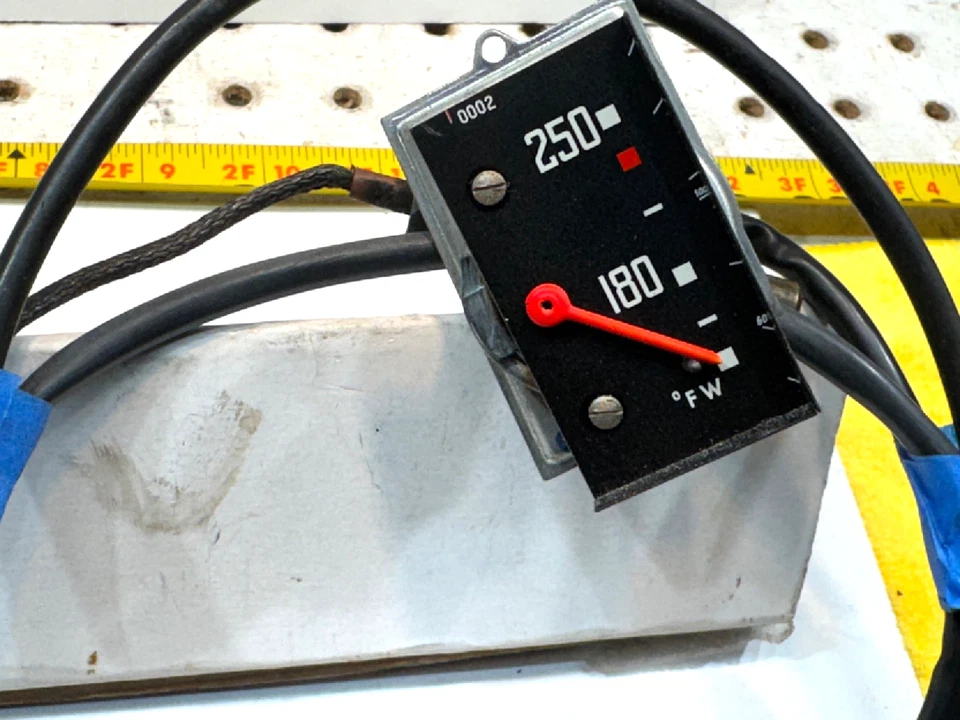 OEM Mercedes VDO 59-68 W110, W112, W111 sedanes 4D SOLO FUNCIONA temperatura calibre 1 Foto 2 de 4