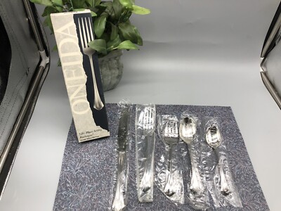 Oneida Deluxe RUSHMORE Glossy Stainless USA Flatware 5 Piece PLACE SETTING - NOS