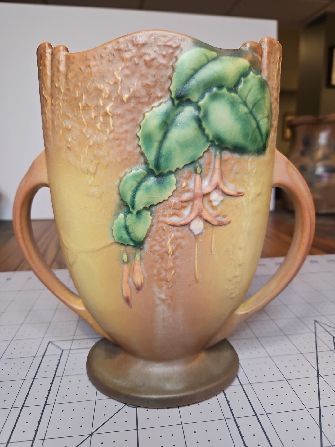 Roseville 8968 Fuscia Pillowcase Vase 1938 eBay