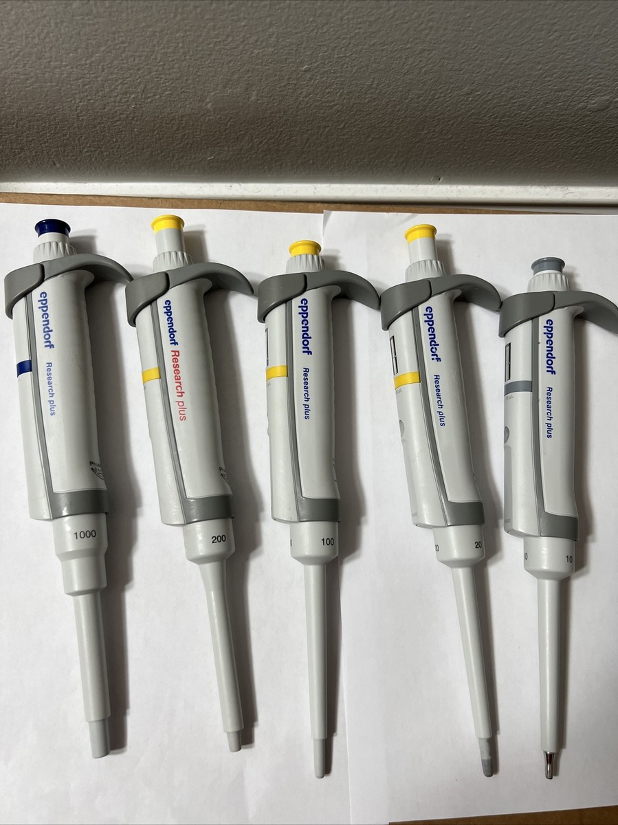 Set of 5 Eppendorf Research Plus Pipette 100,10,20,200