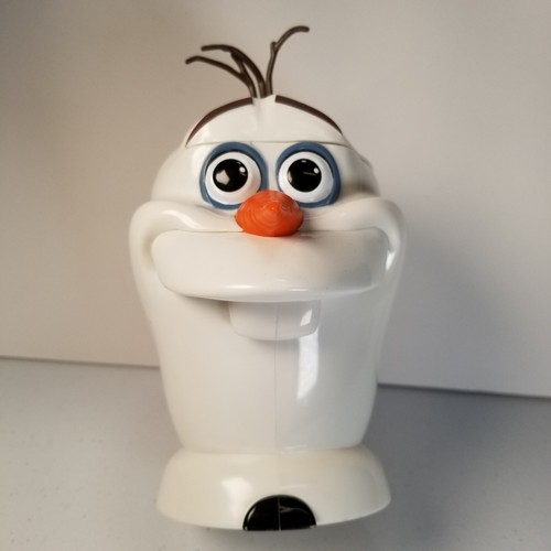 Disney Frozen on Ice Olaf Plastic Mug Cup w/ Hinge Lid & Handle - Picture 2 of 18