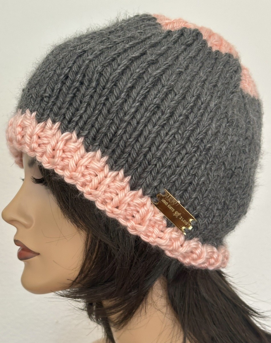 Hand Knits 2 Love Beanie Hat Semi Chunky Two Tone Flower  display picture 3