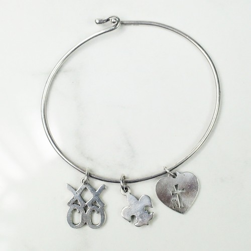 James Avery Sterling Silver Bracelet With Heart Cross, Fleur-de-lis, XOXO Charms - Picture 2 of 13
