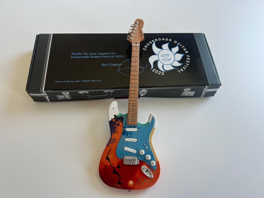 ERIC CLAPTON'S CROSSROADS 2023 GUITAR FESTIVAL mini guitar