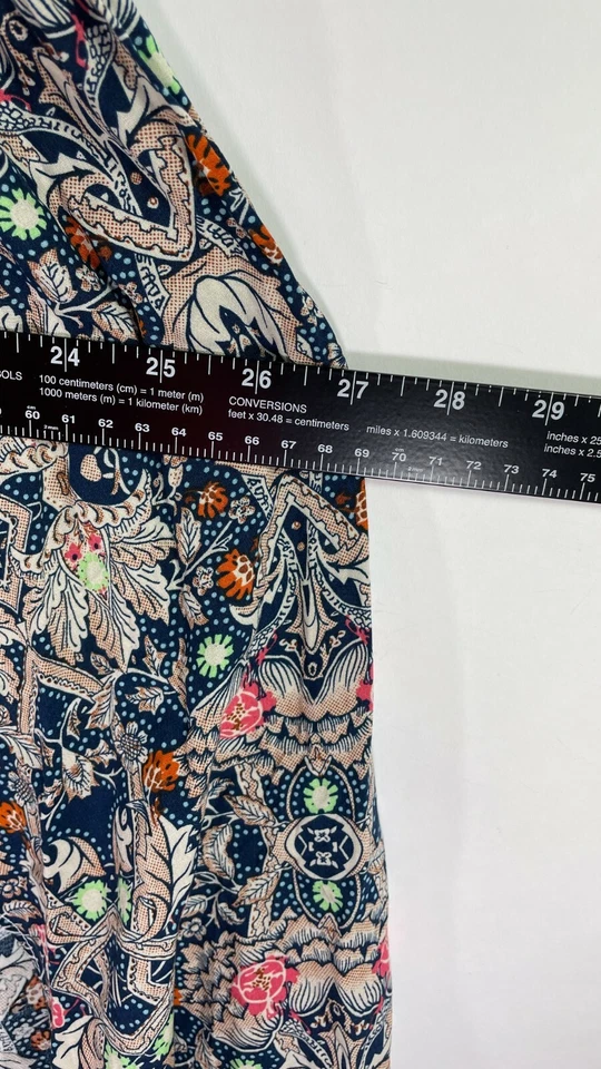 Camiseta sin mangas Umgee para mujer Boho en cascada Hi Lo estampado geométrico talla S Foto 3 de 4