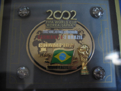 2002 FIFA WORLD CUP JAPAN PIN BADGE CHAMPIONS PINS | eBay