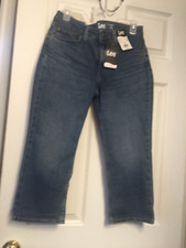 WOMENS LEE RIDER DENIM CAPRI JEANS, Sizes: 22M, 20M OR 8M, MIDRISE, REGULAR FIT