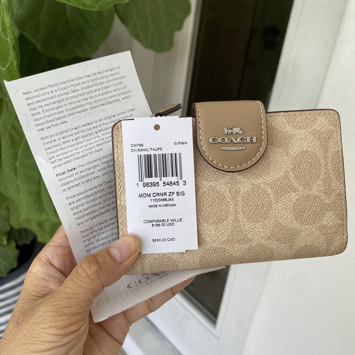 NWT COACH CW786 Medium Zip Wallet Card/Coin Case