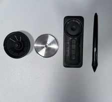 Wacom Cintiq PRO 24 Touch DTH2420  EK Remote  PRO PEN 2 w/ Nib Holder  Nibs