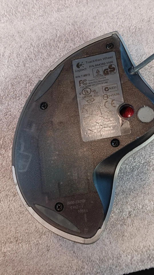 Logitech TrackMan Wheel Mouse Optical T-BB18 804360-1000 - Image 4 of 4