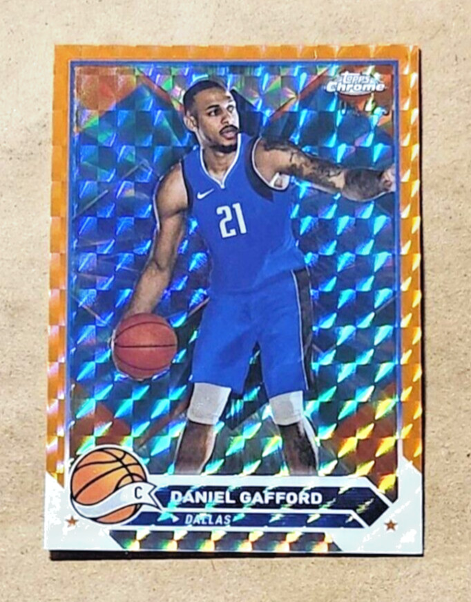 DANIEL GAFFORD ~~~~ ( sp  /25 ) ORANGE GEOMETRIC ~~~~ 2023 topps chrome card #68