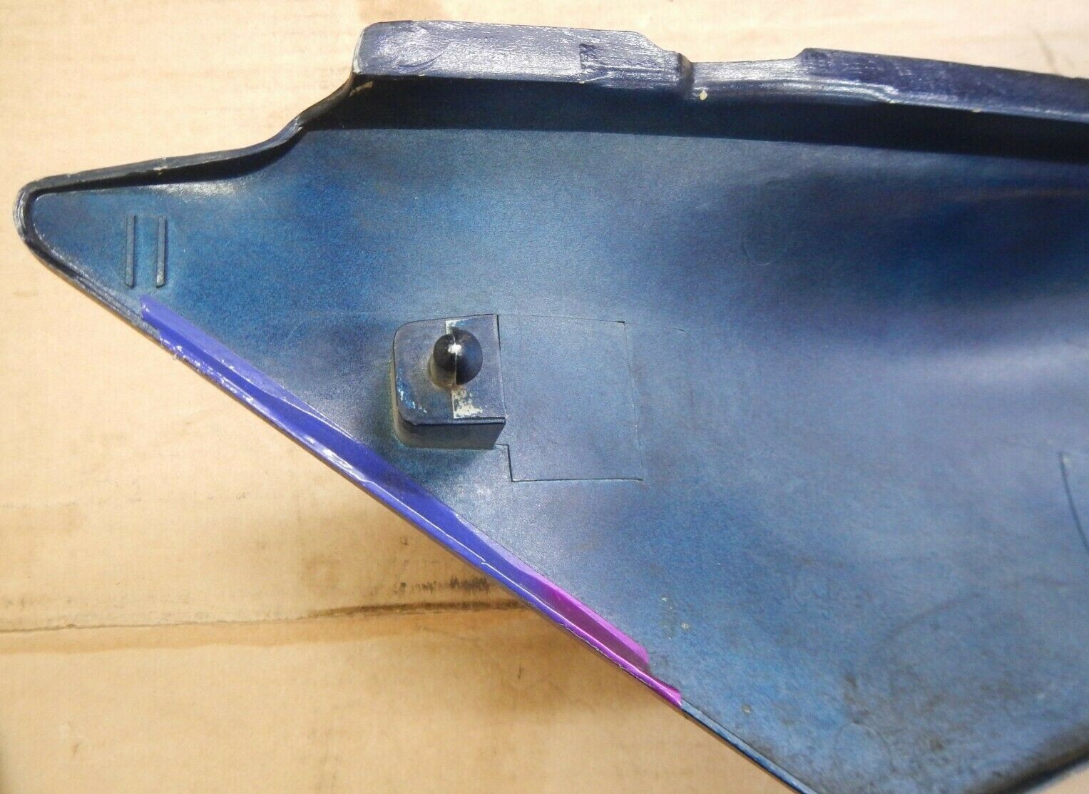 YAMAHA FZR 600 1989 - 1993 GENESIS RIGHT SIDE REAR FAIRING 3HE-Y2172-30-GE