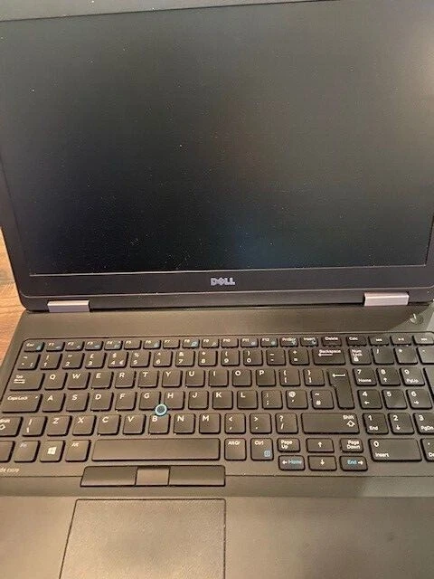 Dell Latitude E5570 · i5-6300U · 4GB · 128GB, photo 3 of 3