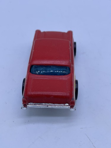 Flying Colors '57 Chevy Red Dark Interior 1976 HK Original Hot wheels - Picture 4 of 5